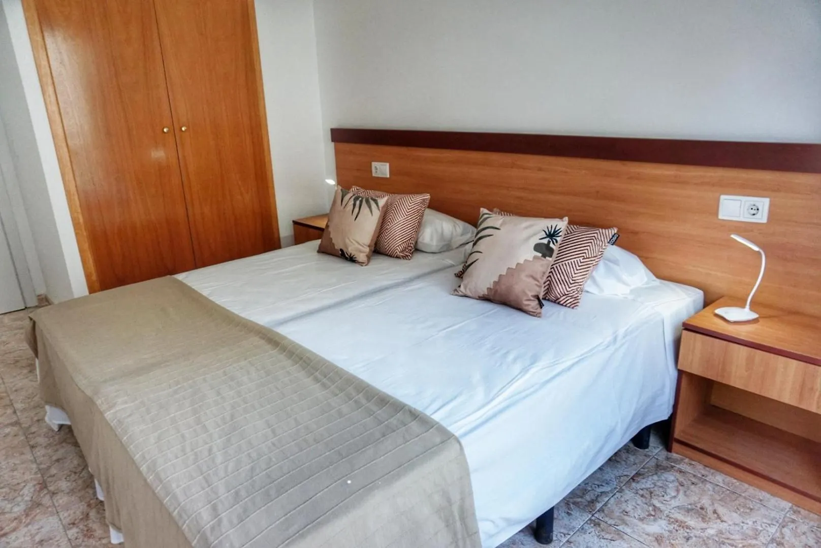 Aparthotel Cbn Apartments Lloret de Mar