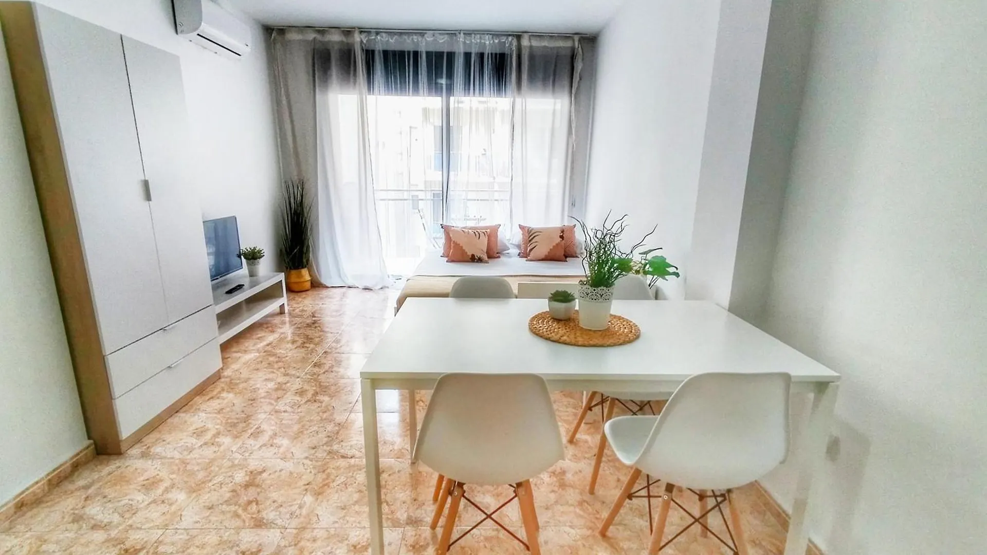 Aparthotel Cbn Apartments Lloret de Mar