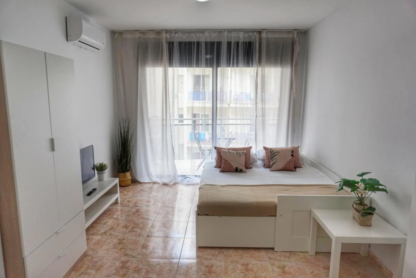 Cbn Apartments Lloret de Mar 0*,